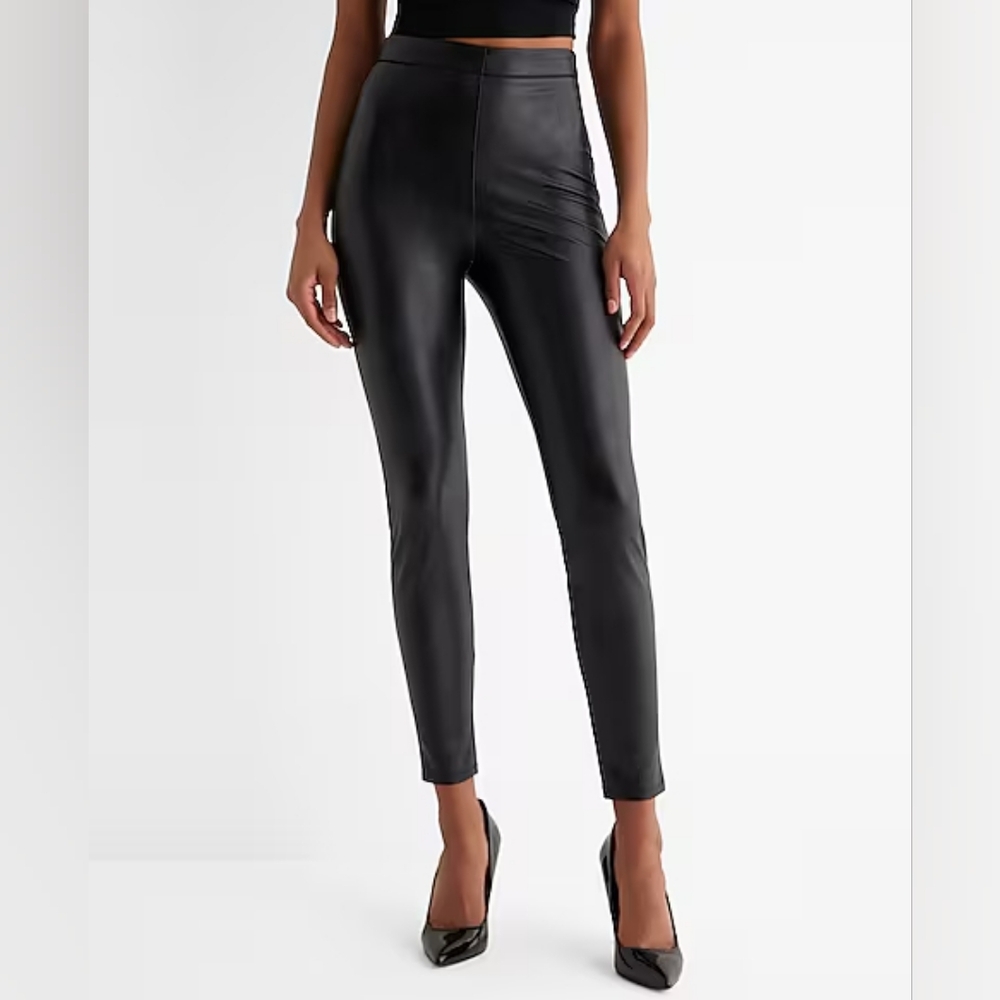 Express Black Faux Leather Leggings Size Large